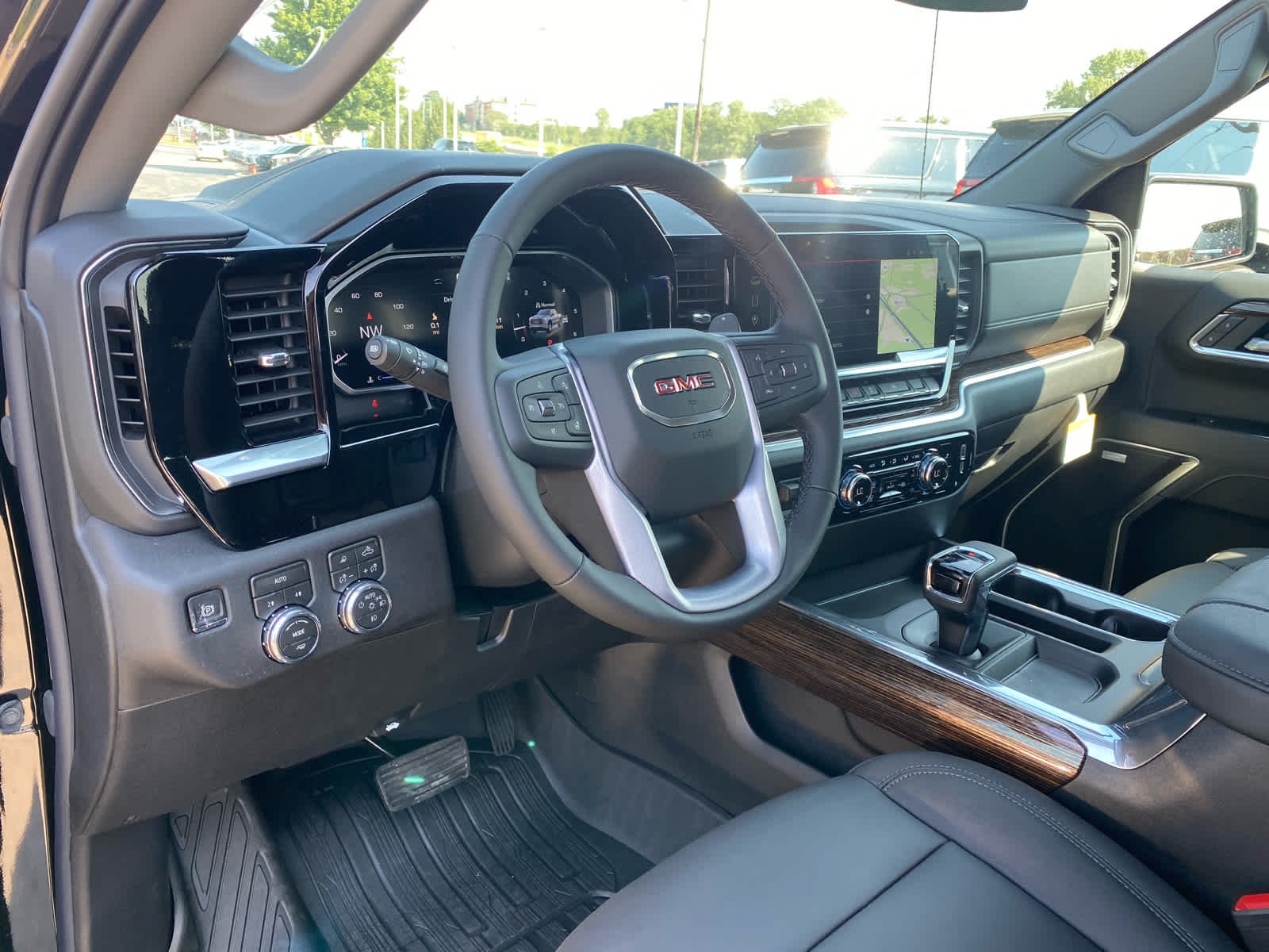 New 2026 Onyx Black GMC Elevation image 10
