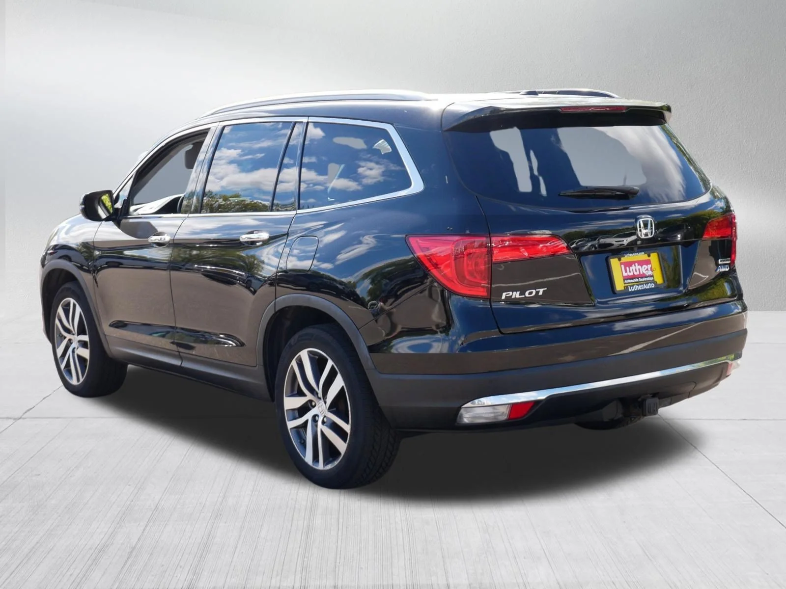 2018 Honda Pilot Touring - Photo 5