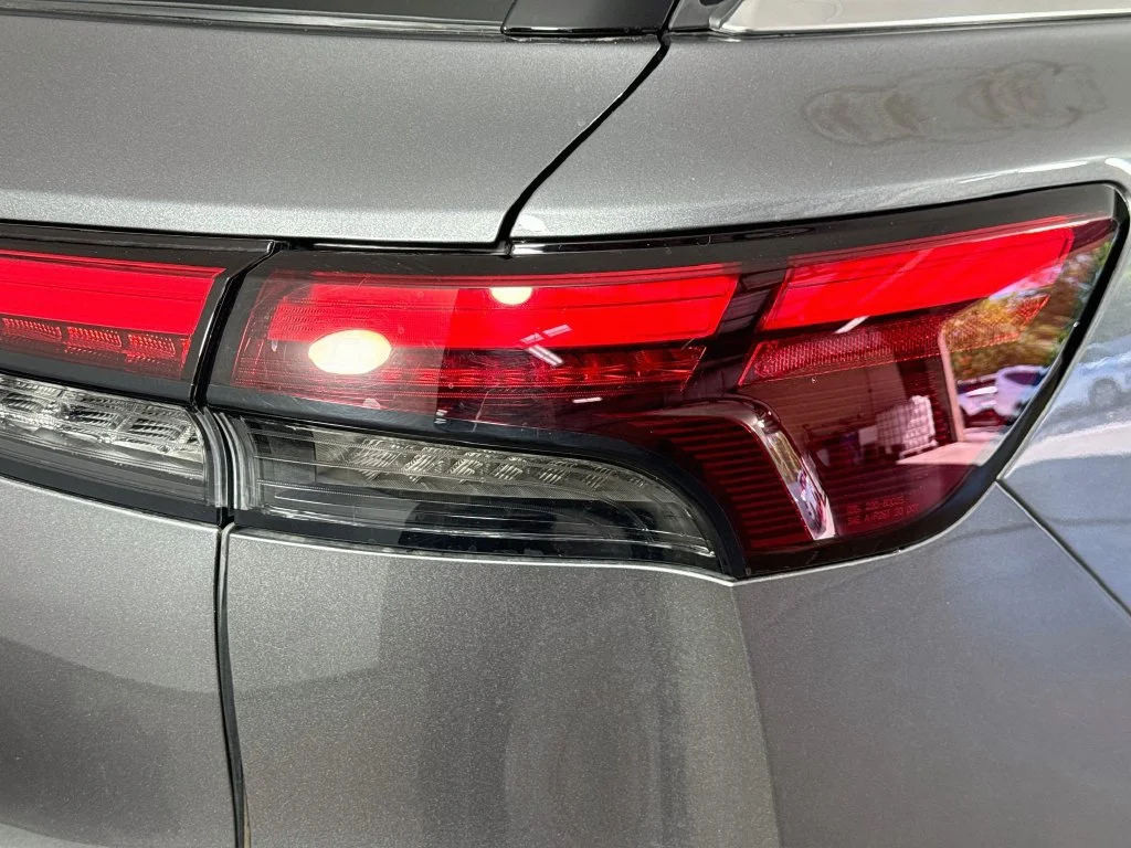 Certified Used 2024 Gray INFINITI LUXE image 37