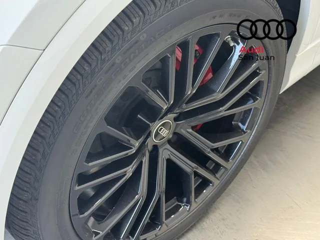New 2026 White Audi 4.0T Premium Plus image 5