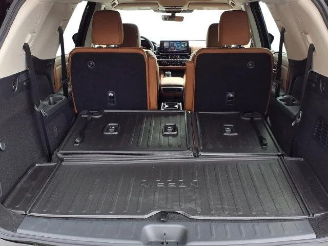 New 2026 Boulder Gray Pearl Nissan Platinum image 24