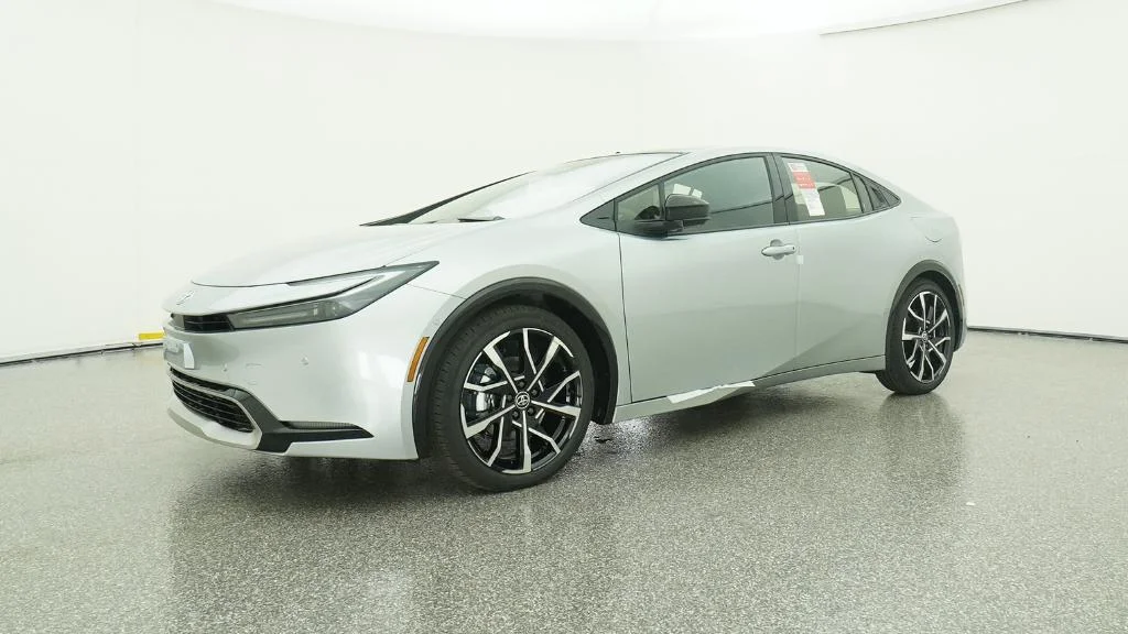 New 2026 Cutting Edge Toyota XSE Premium image 4