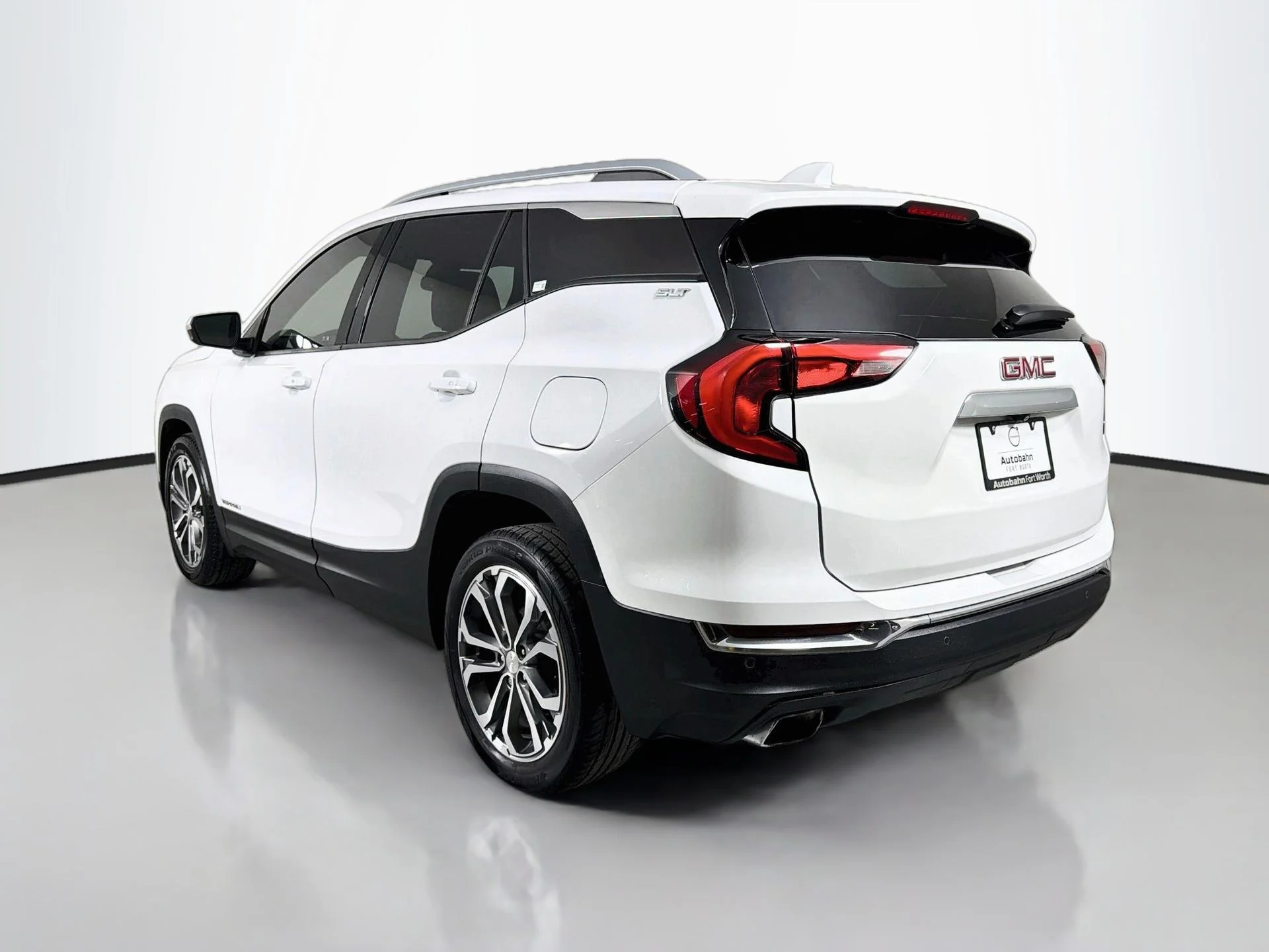 Used 2020 White GMC SLT image 8