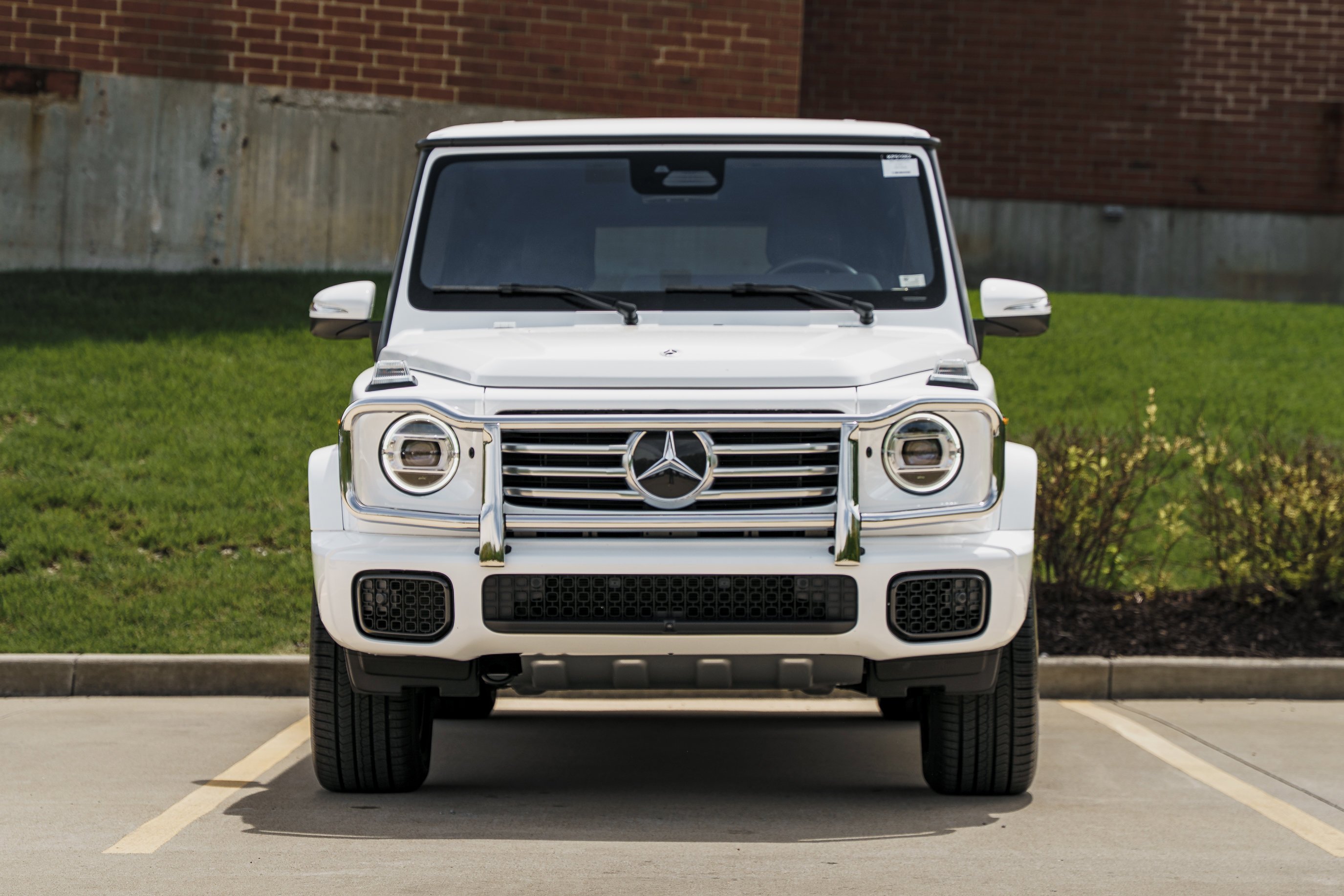Used 2025 Polar White Mercedes-Benz G 550 image 27