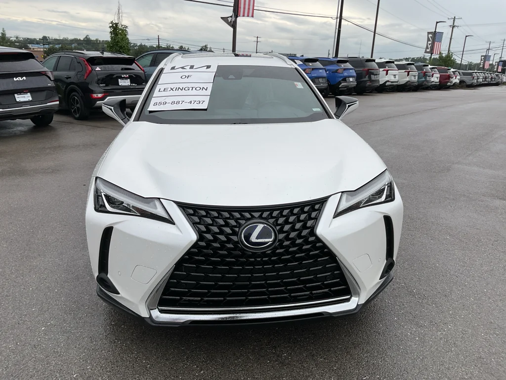Used 2022 Eminent White Pearl Lexus PREM image 3