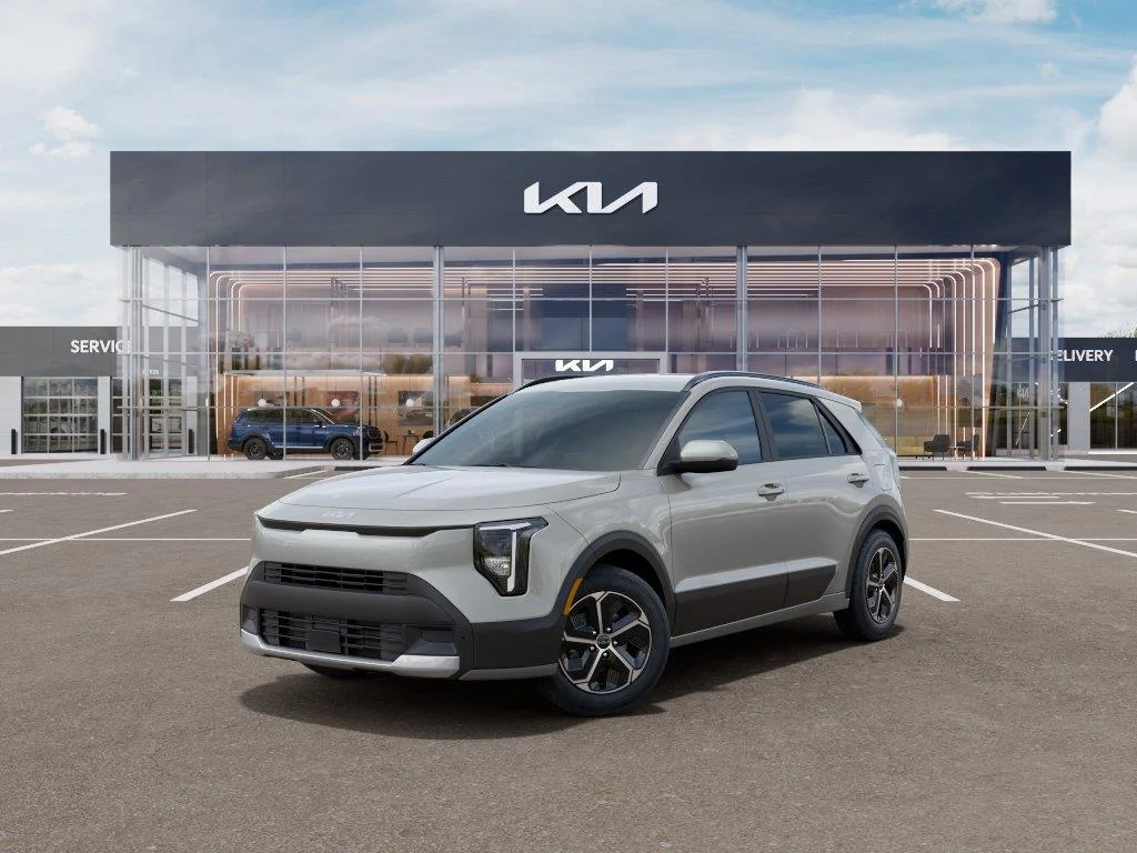 New 2027 SILVER Kia LX image 1