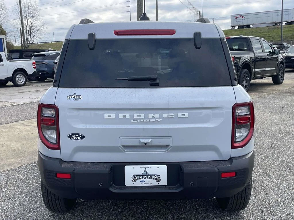 New 2026 White Ford Big Bend image 4