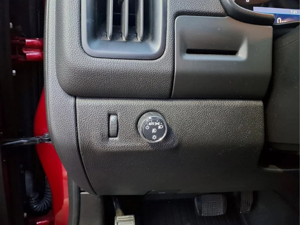 Used 2019 Red Chevrolet LT image 11