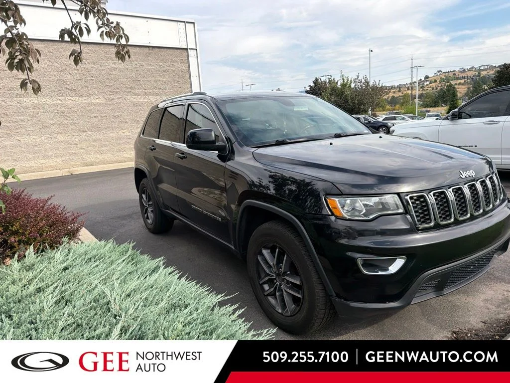 Used 2019 Black Jeep Laredo E image 1