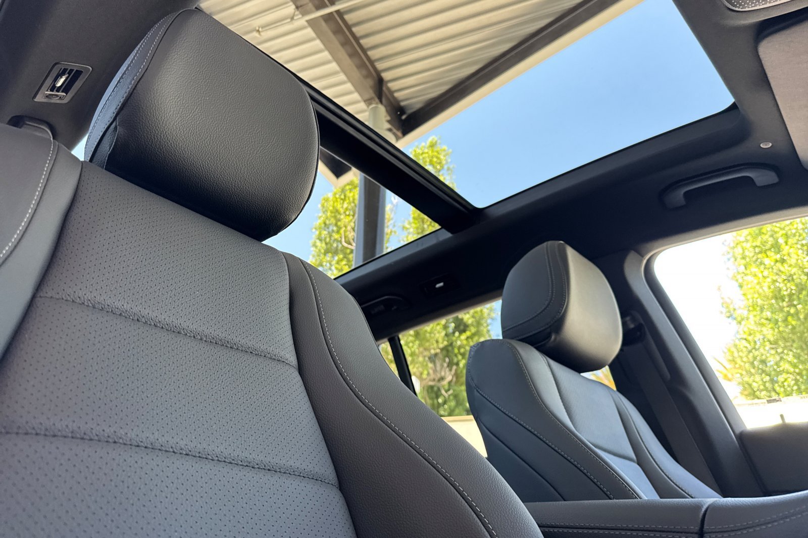 New 2026 Polar White Mercedes-Benz GLS 450 image 33