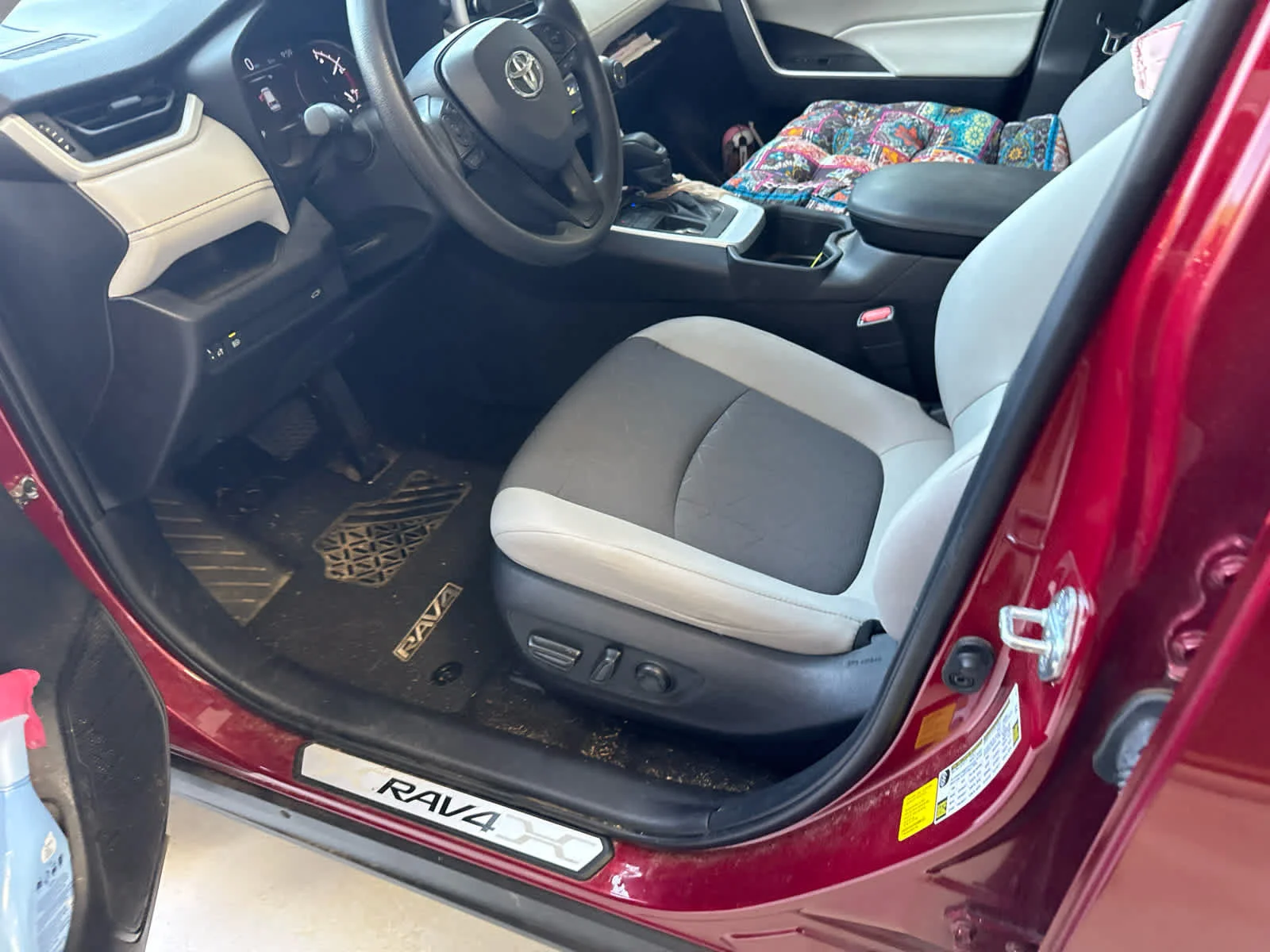 Used 2024 Ruby Flare Pearl Toyota XLE image 7