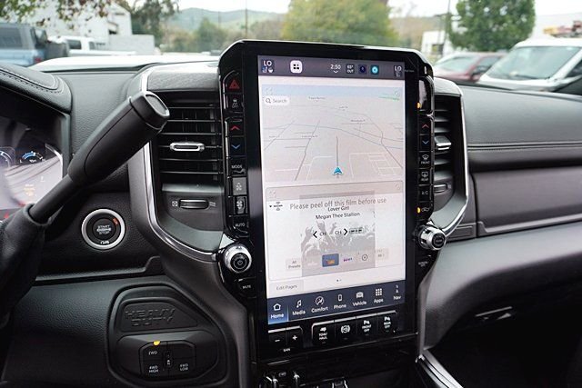 New 2026 Bright White Clear-Coat Exterior Paint RAM Laramie image 30