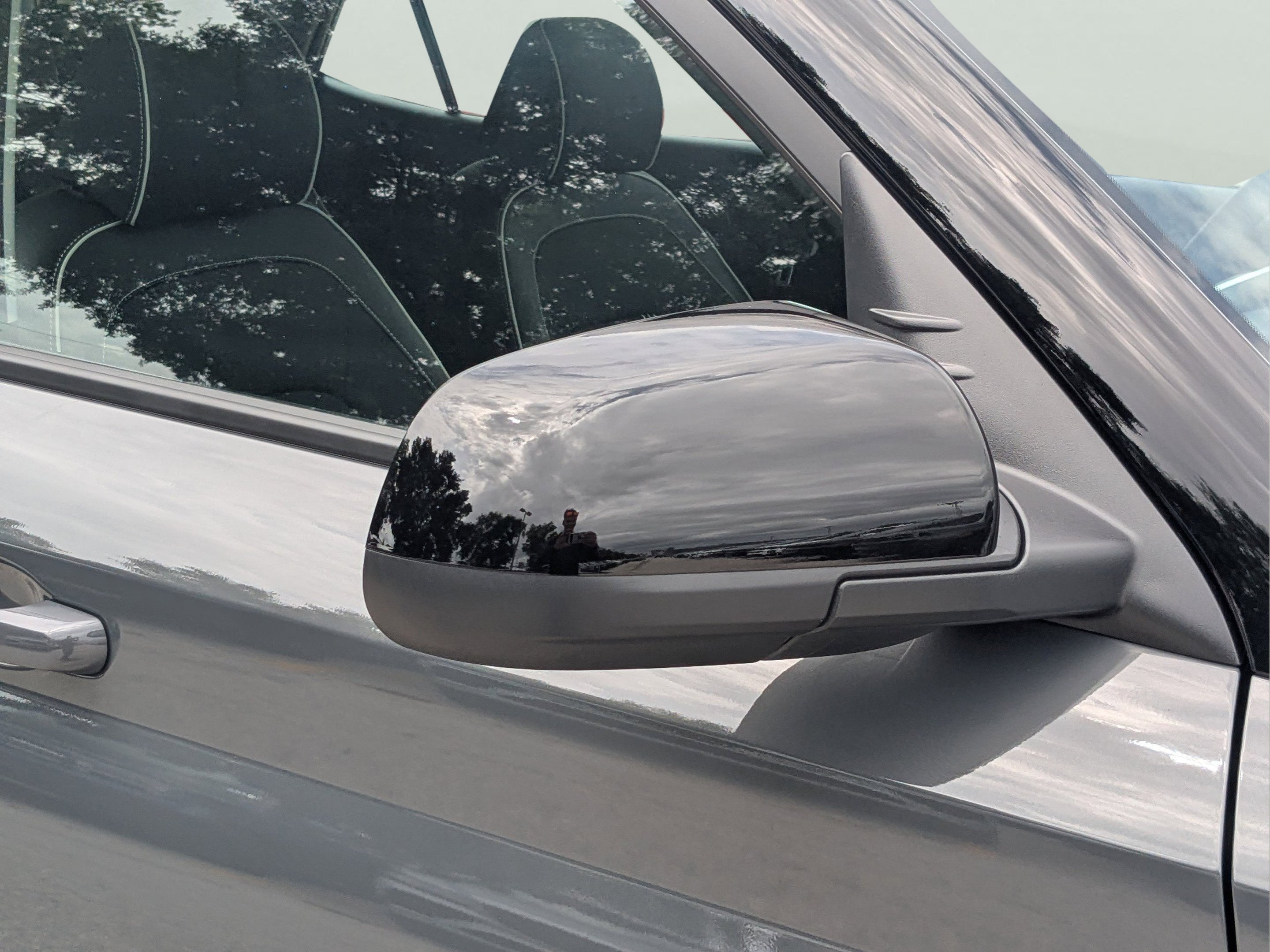 New 2026 Ecotronic Gray w/Black Roof Hyundai SEL w/Two-Tone Roof image 12