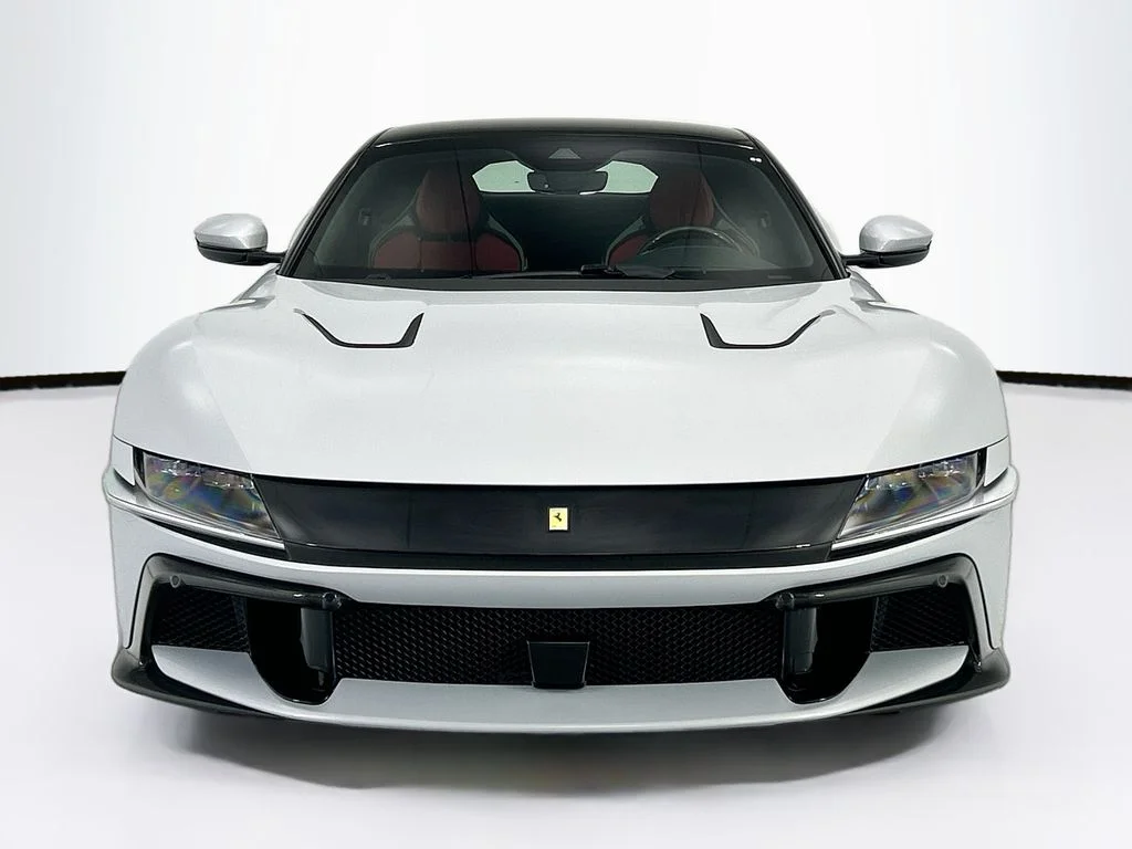 Used 2025 Bianco Artico Ferrari  image 2