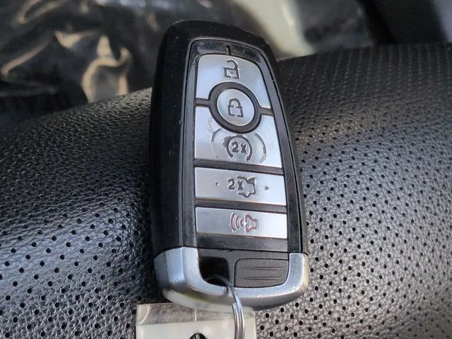 Used 2021 Silver Ford EcoBoost Premium image 27