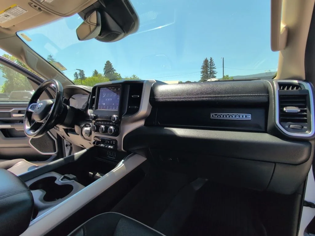 Used 2021 White Ram Laramie image 34