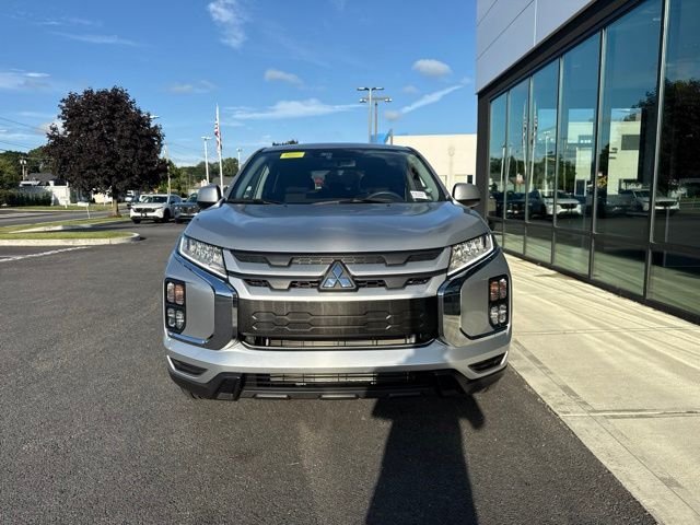 Used 2024 Diamond Red Mitsubishi 2.0 ES image 7