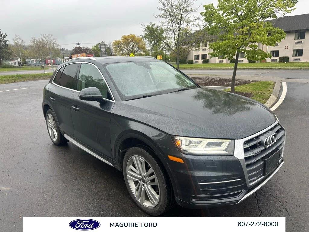 2018 Audi Q5 2.0T quattro S tronic Premium Plus's photo