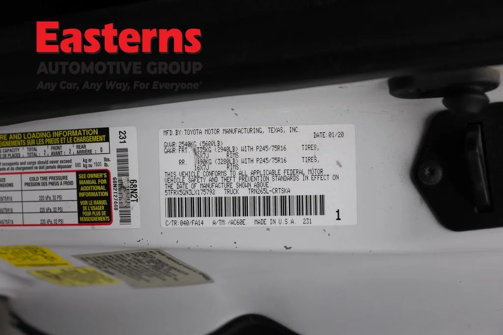 Used 2020 White Toyota SR image 31