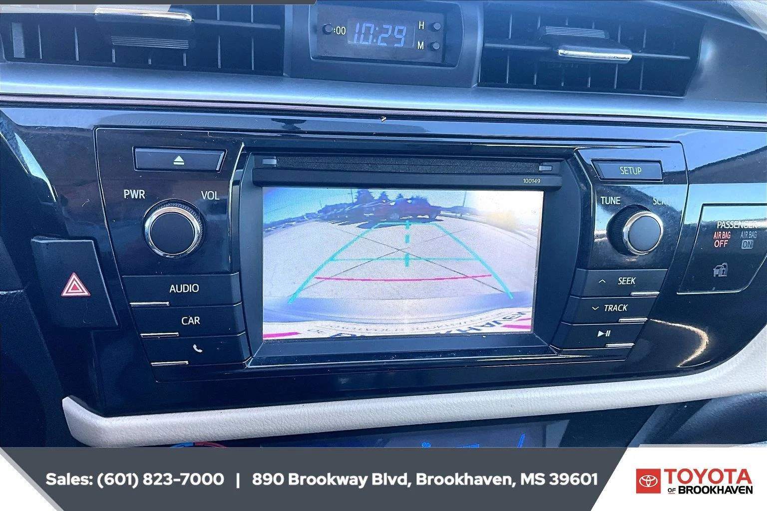 Used 2015 Brown Sugar Metallic Toyota LE image 15