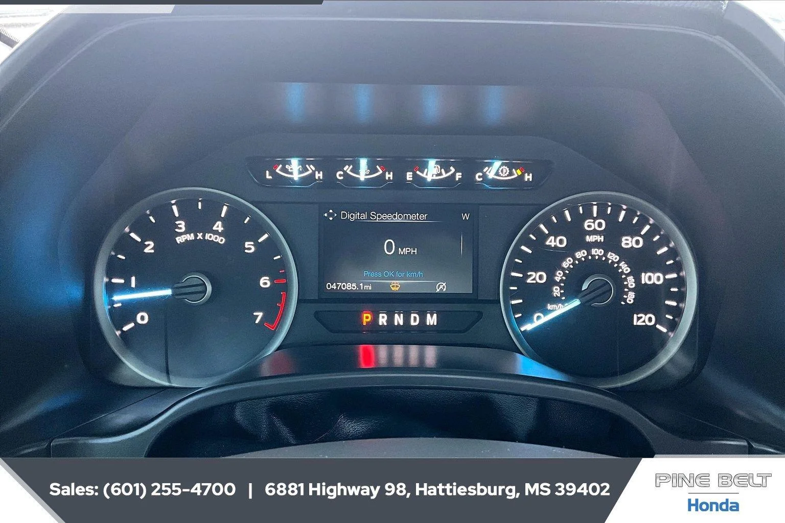 Used 2019 Velocity Blue Ford XLT image 14