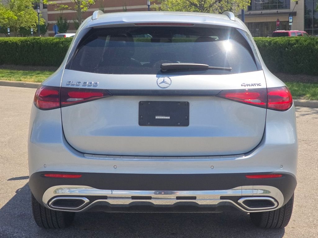 Certified Used 2026 Cirrus Silver Metallic Mercedes-Benz GLC 300 image 17
