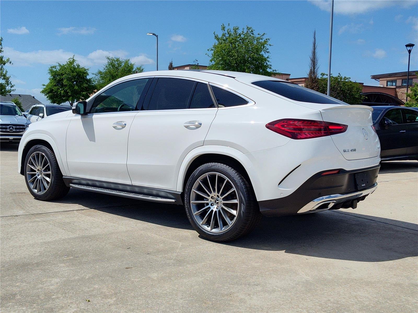 New 2026 Polar White Mercedes-Benz GLE 450 image 3