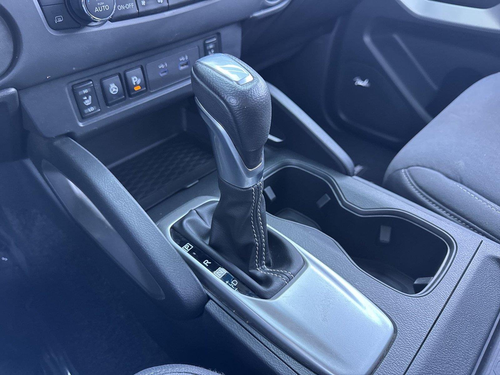 2024 Nissan Frontier SV - Photo 16