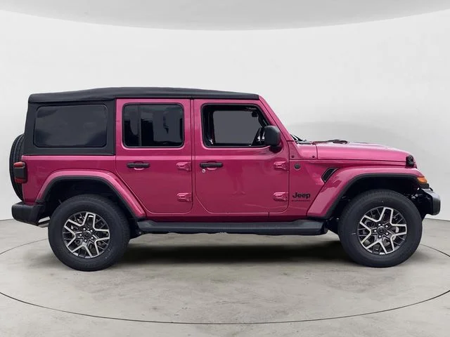 New 2026 Tuscadero Pearlcoat Jeep 4-DOOR SAHARA image 7