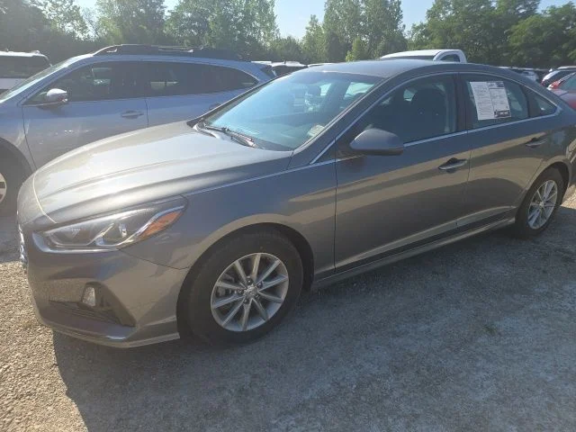 Used 2019 Gray Hyundai ECO image 7