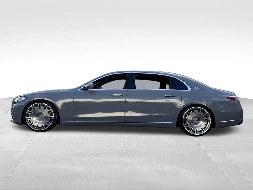 Used 2022 Gray Mercedes-Benz Maybach S 580 image 6