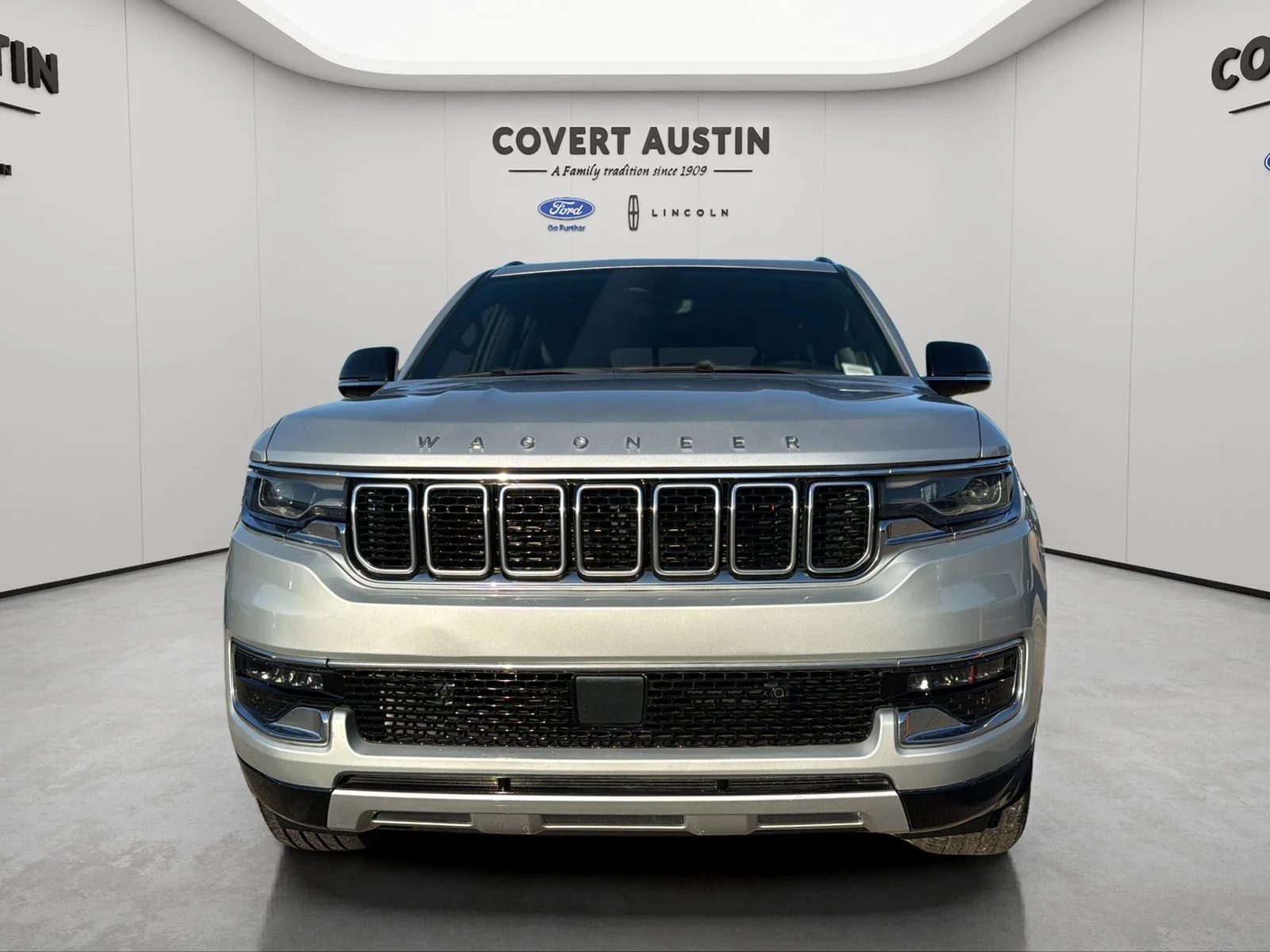 Used 2024 Silver Jeep Series II image 8