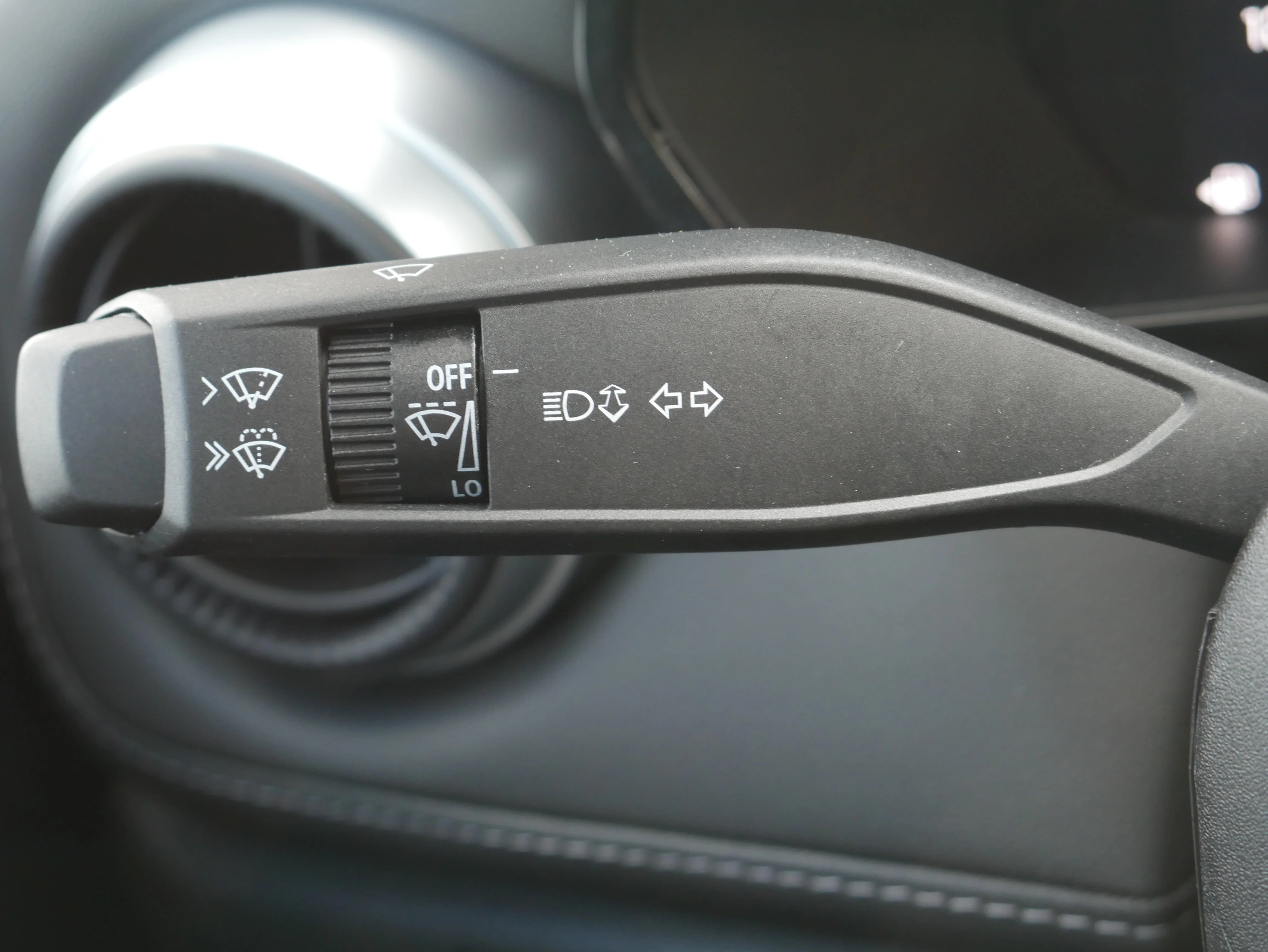 2024 Chevrolet Colorado LT - Photo 27