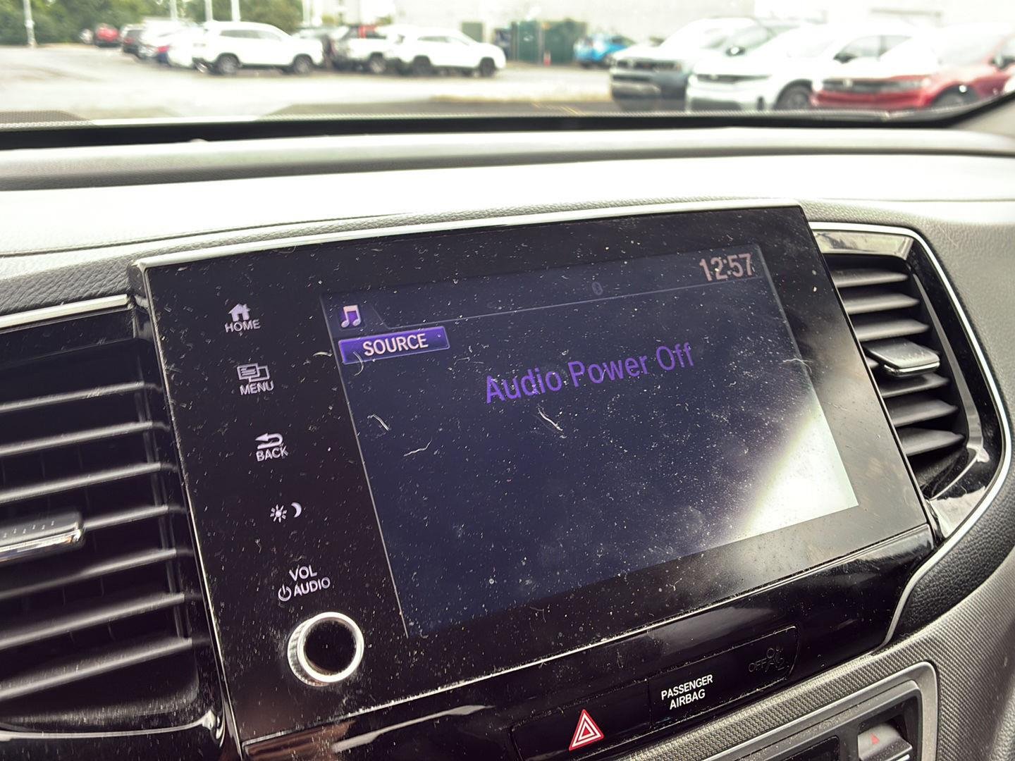 Used 2023 Platinum White Pearl Honda RTL image 3