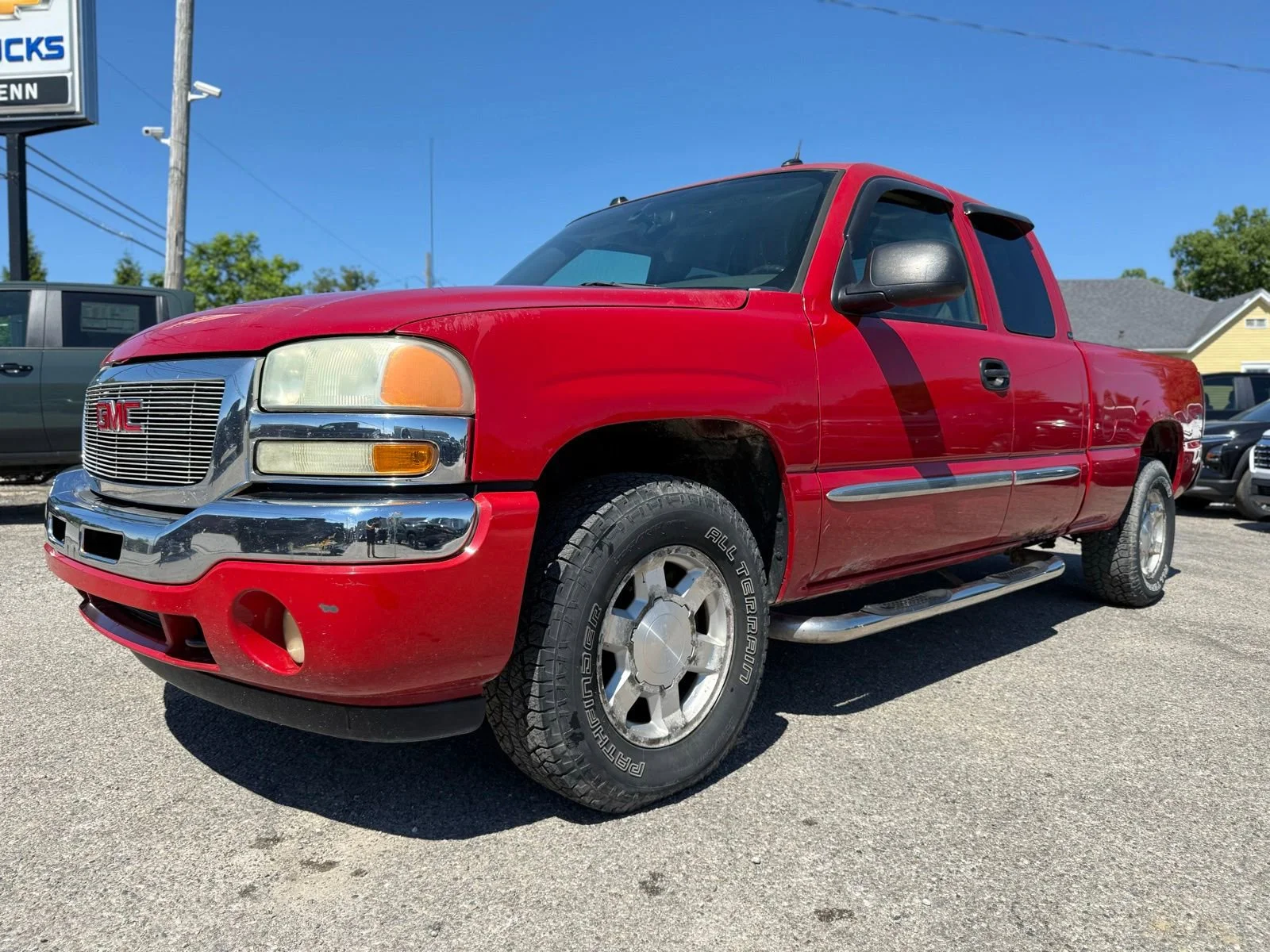 Used 2005 GMC Sierra 1500 SLE with VIN 2GTEK19B451234647 for sale in Eminence, KY