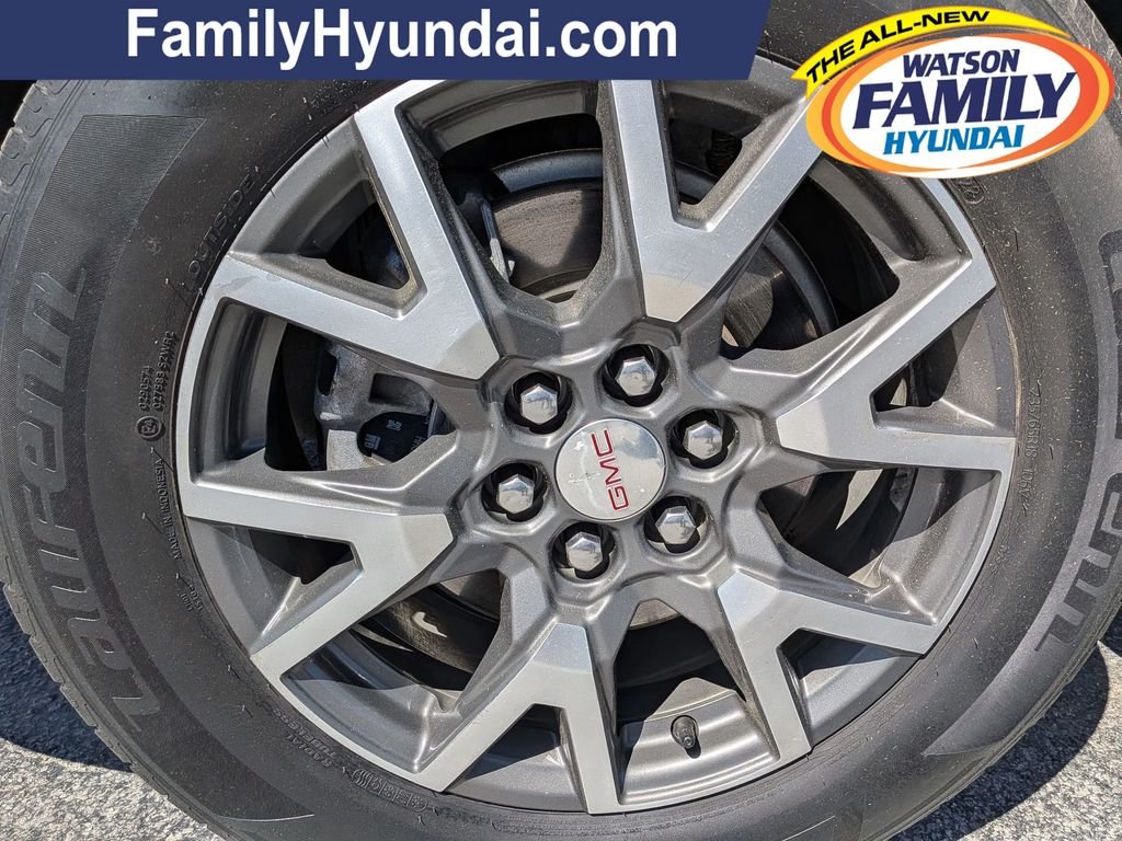 Used 2021 White GMC SLE image 9