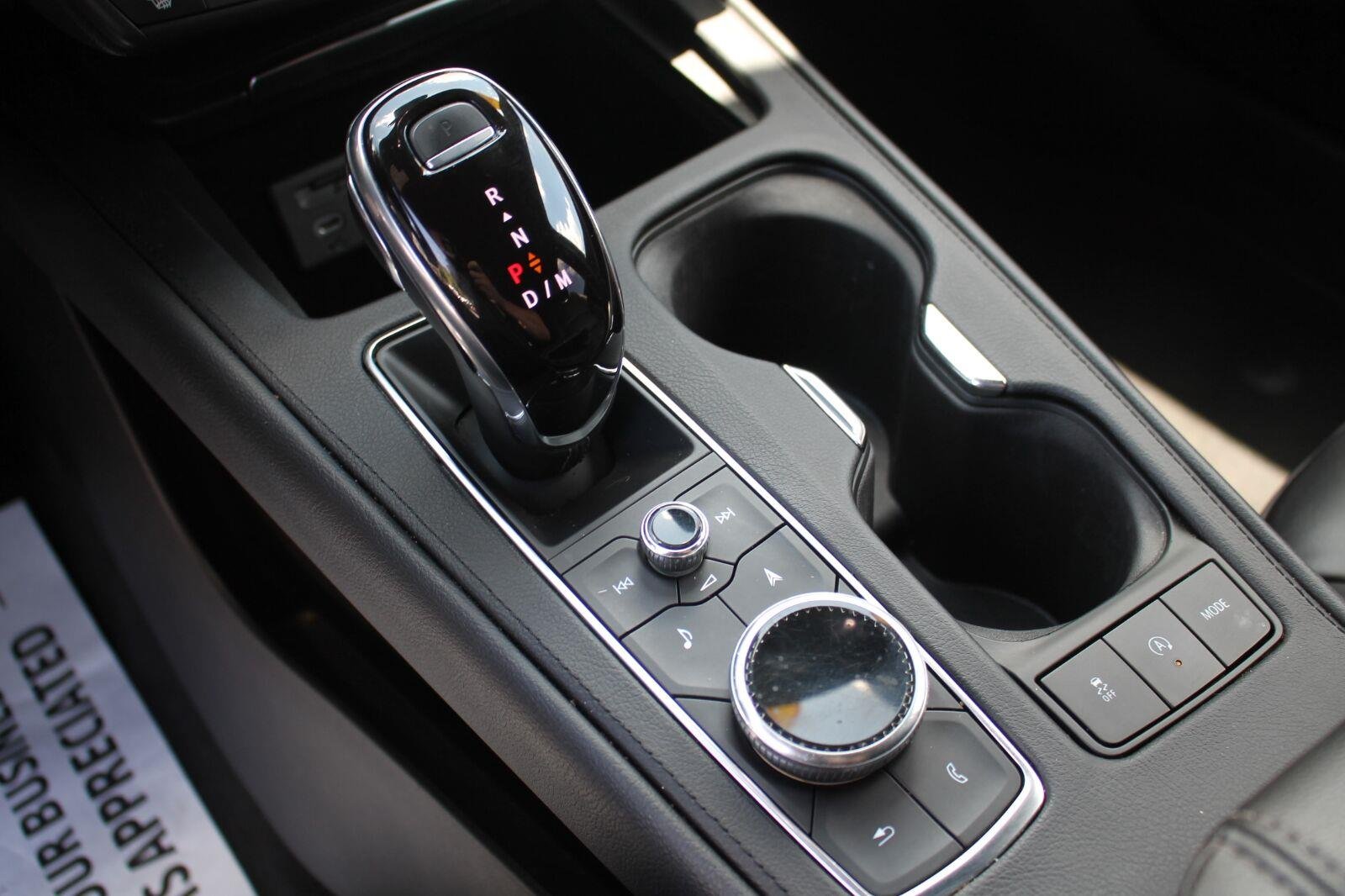 Used 2021 CRYSTAL WHITE TRICOAT Cadillac AWD Premium Luxury image 24