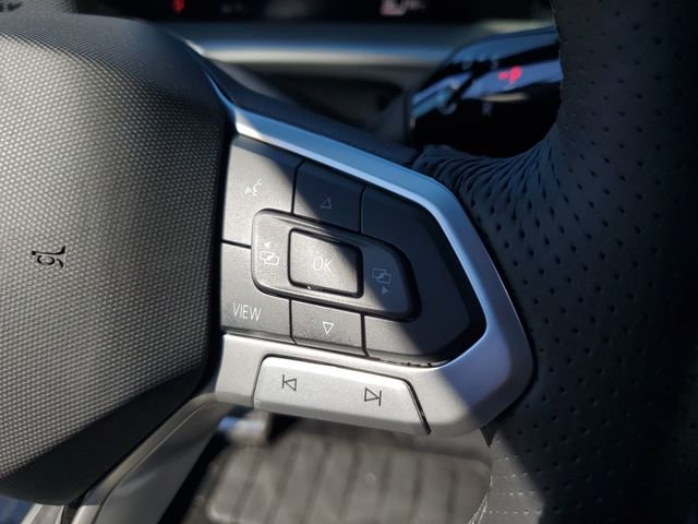 New 2026 White Volkswagen 2.0T SE R-Line Black image 27