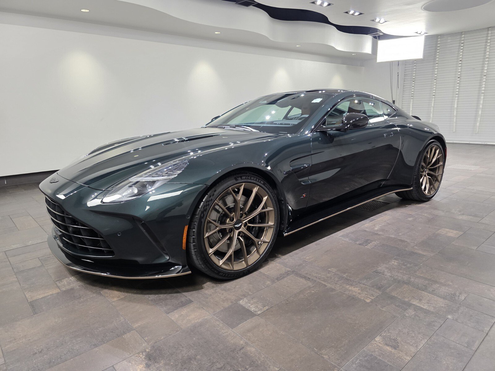 2026 Aston Martin Vantage Base - Photo 25