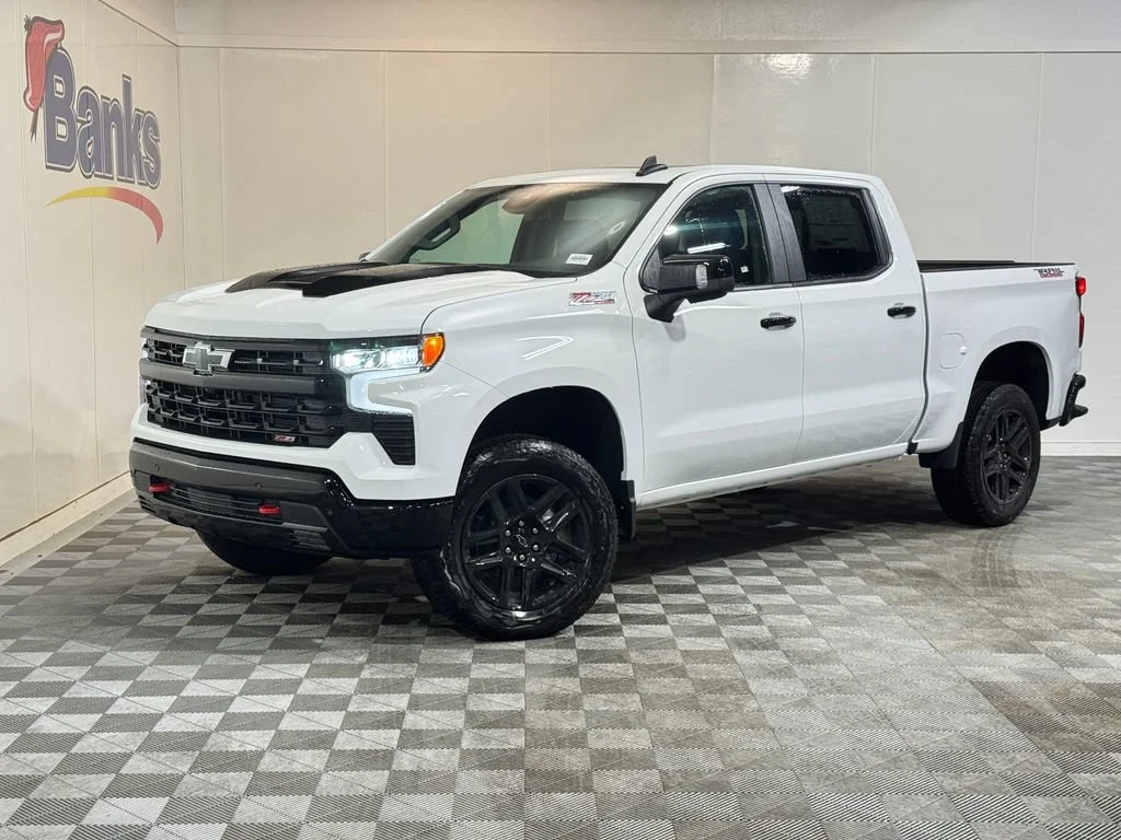 New 2026 Summit White Chevrolet LT Trail Boss image 2