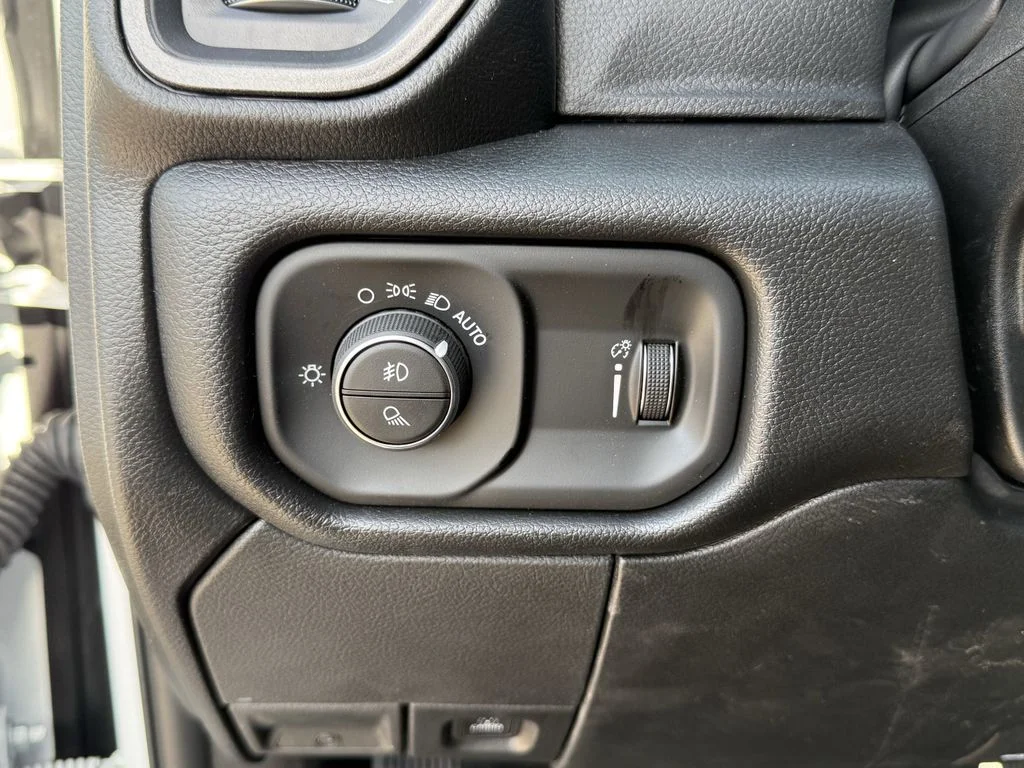 2026 RAM 3500 Tradesman - Photo 18