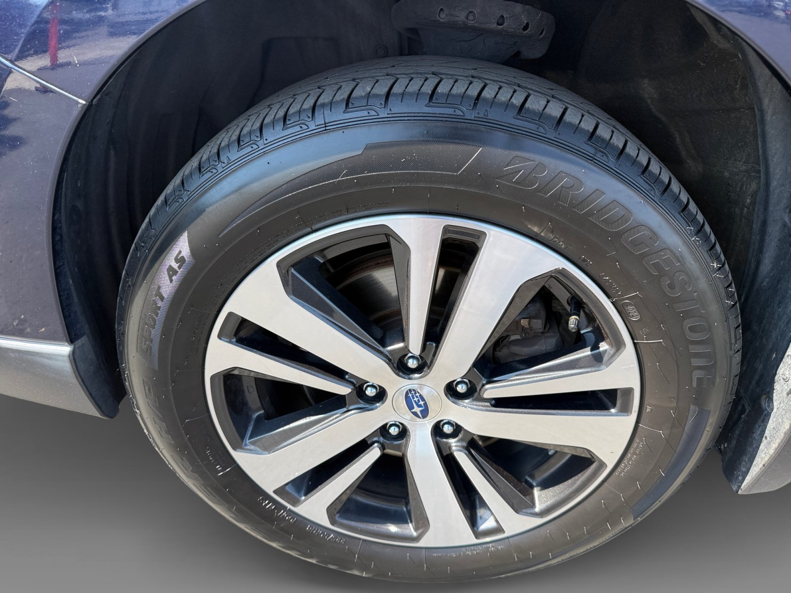 Used 2018 Dark Blue Pearl Subaru 2.5i image 9