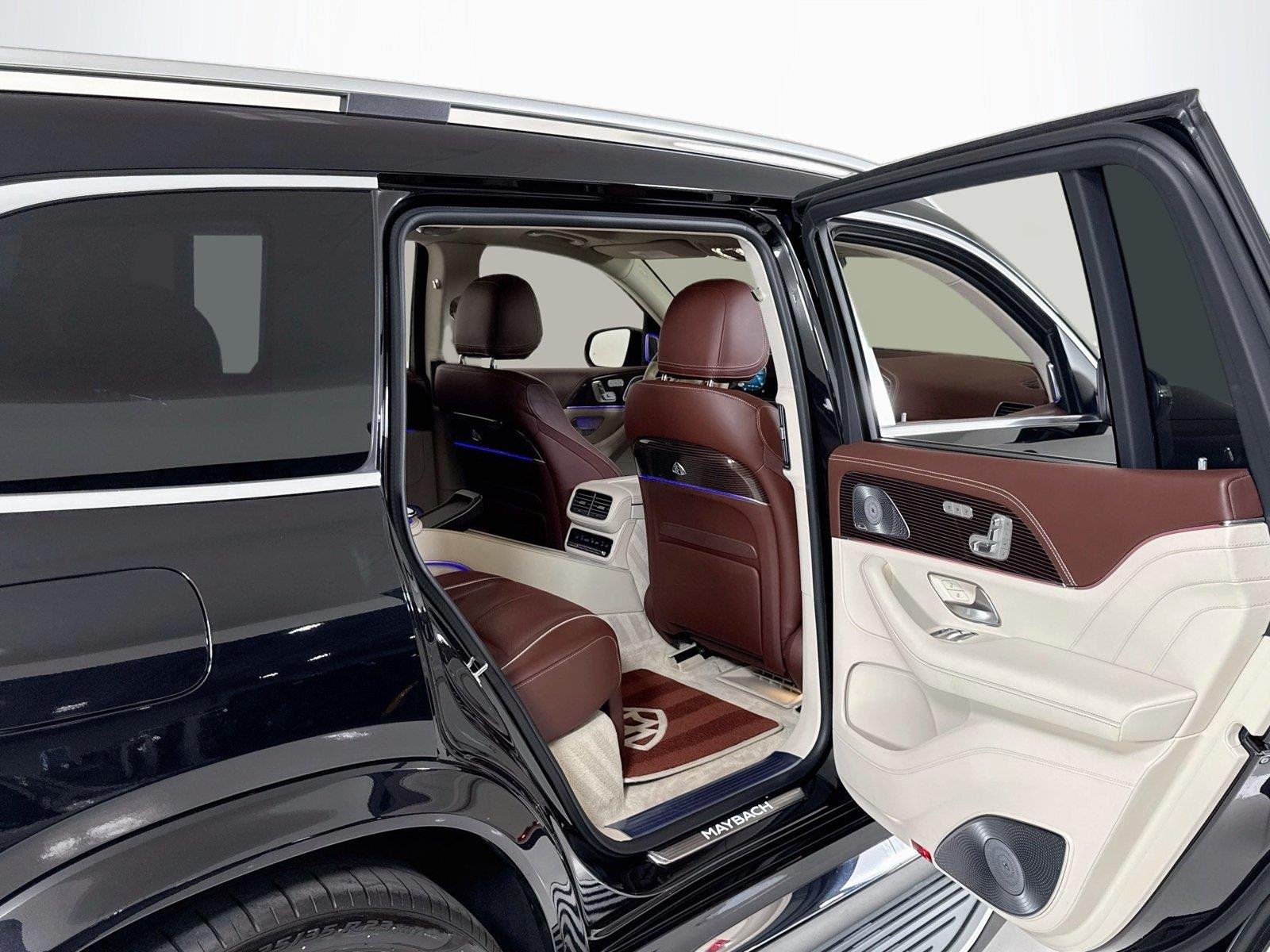 Used 2021 Obsidian Black Metallic Mercedes-Benz Maybach GLS 600 | One Owner | Executive Seating image 35
