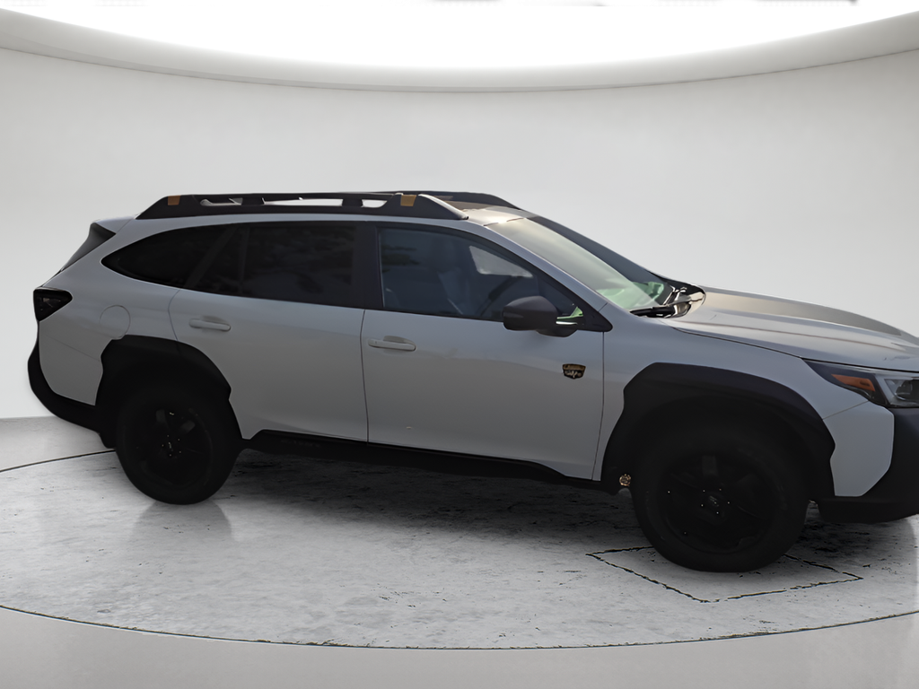 Used 2022 Crystal White Pearl Subaru Wilderness image 3
