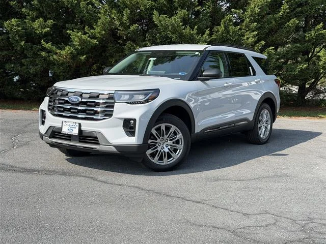 New 2026 Space White Metallic Ford Active image 17