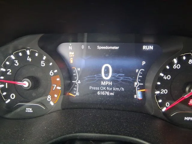 Used 2022 Black Jeep Latitude image 5