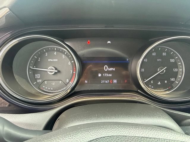 Used 2023 Summit White Buick Preferred image 14