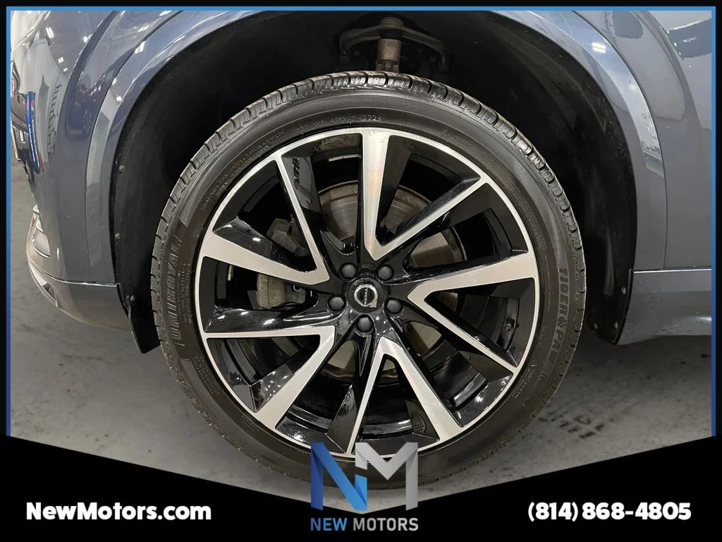 Used 2022 Denim Blue Metallic Volvo T6 Momentum image 14
