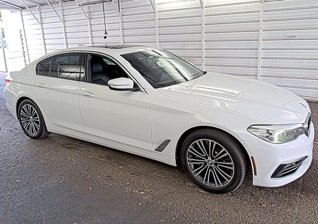 2018 BMW 5 Series 540i Sedan's photo