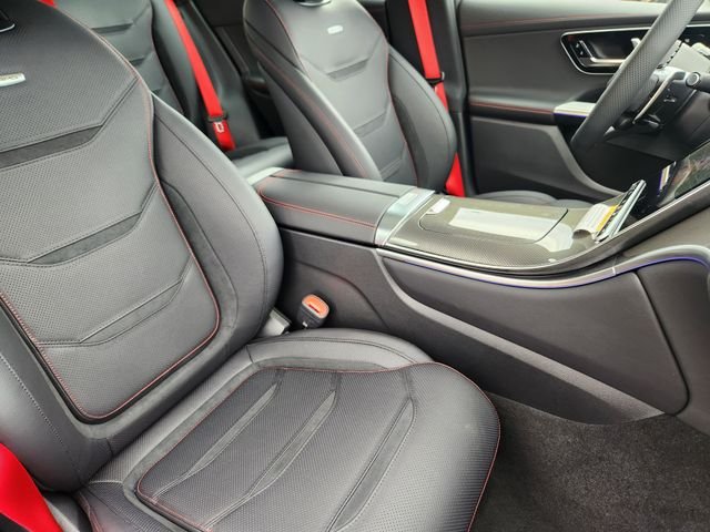 New 2026 MANUFAKTUR Patagonia Red Metallic Mercedes-Benz GLC 43 AMG® image 17